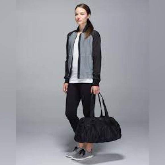 lululemon athletica Jackets & Blazers - Lululemon Bright Bomber jacket